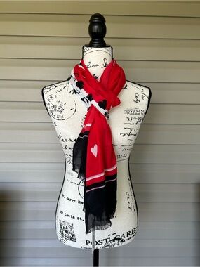 CHICO’S $46 Lover Girl Woven Oblong Scarf